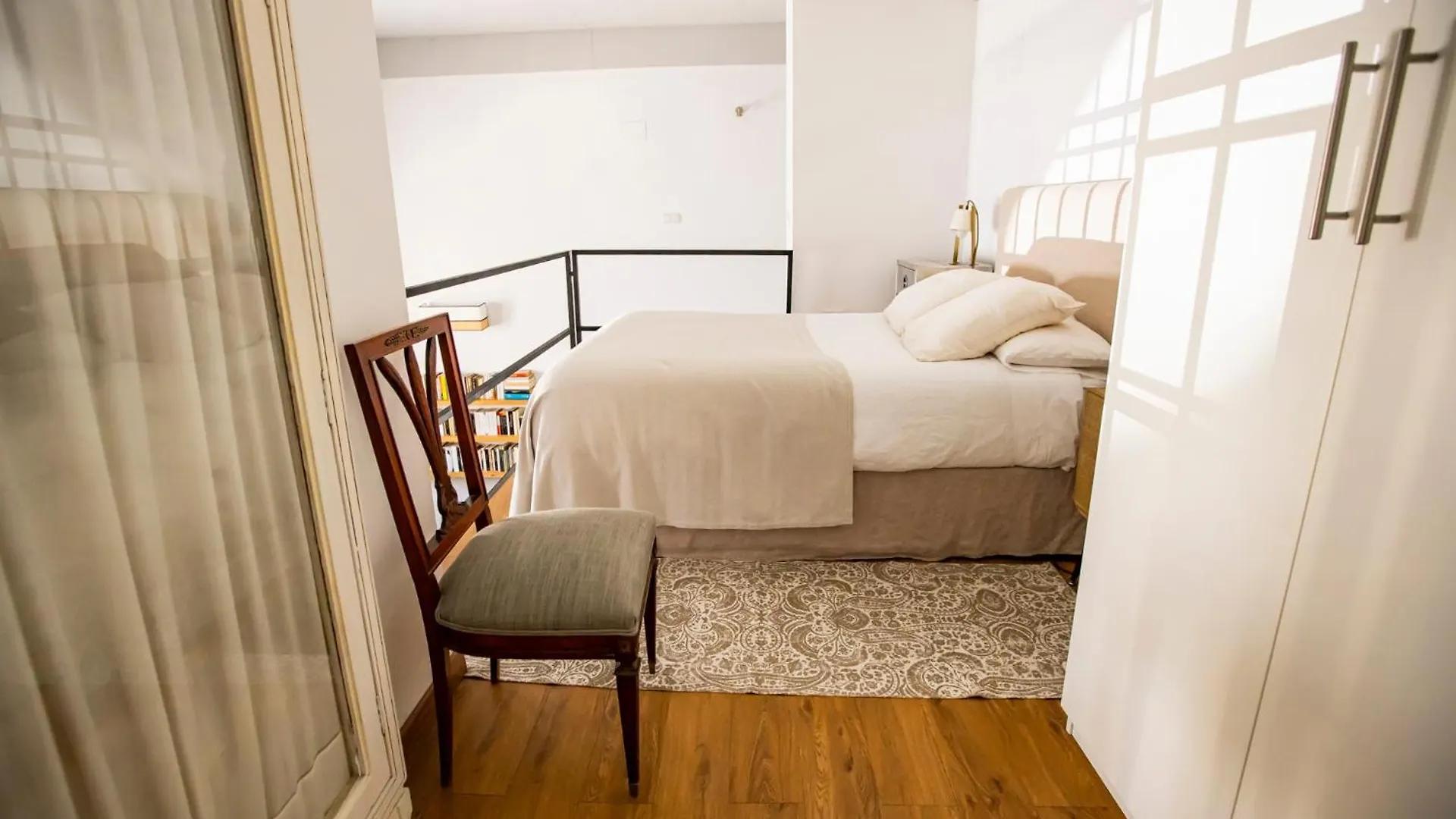 Beautiful Duplex Apartment In Seville