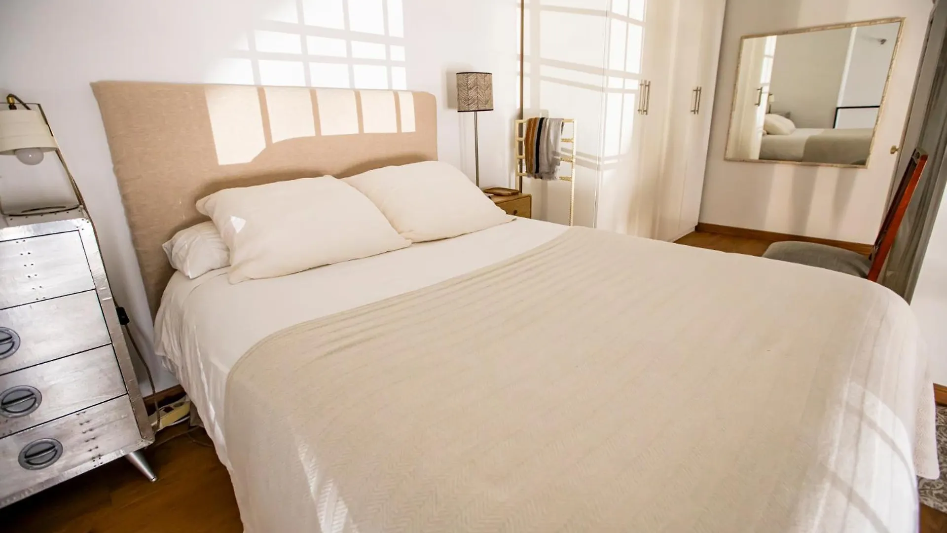 Beautiful Duplex Apartment In Seville