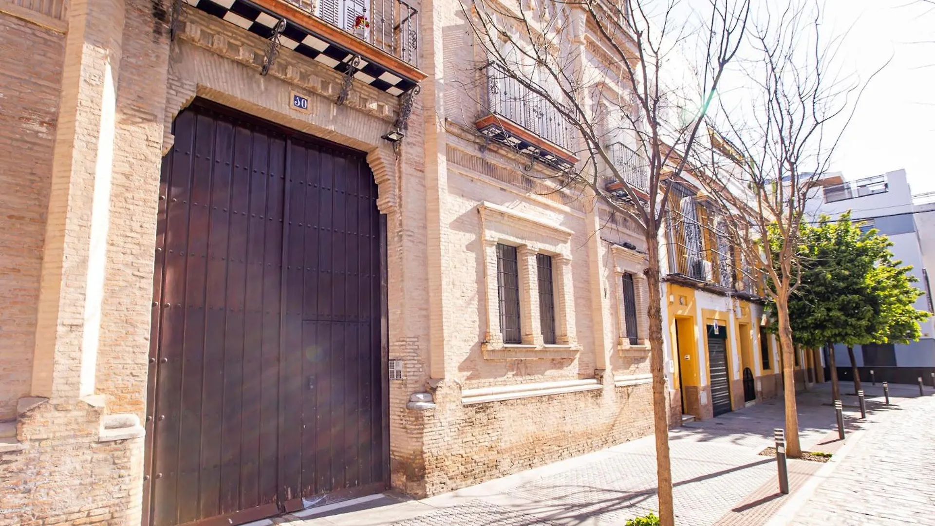 Beautiful Duplex Apartment In Seville Spain