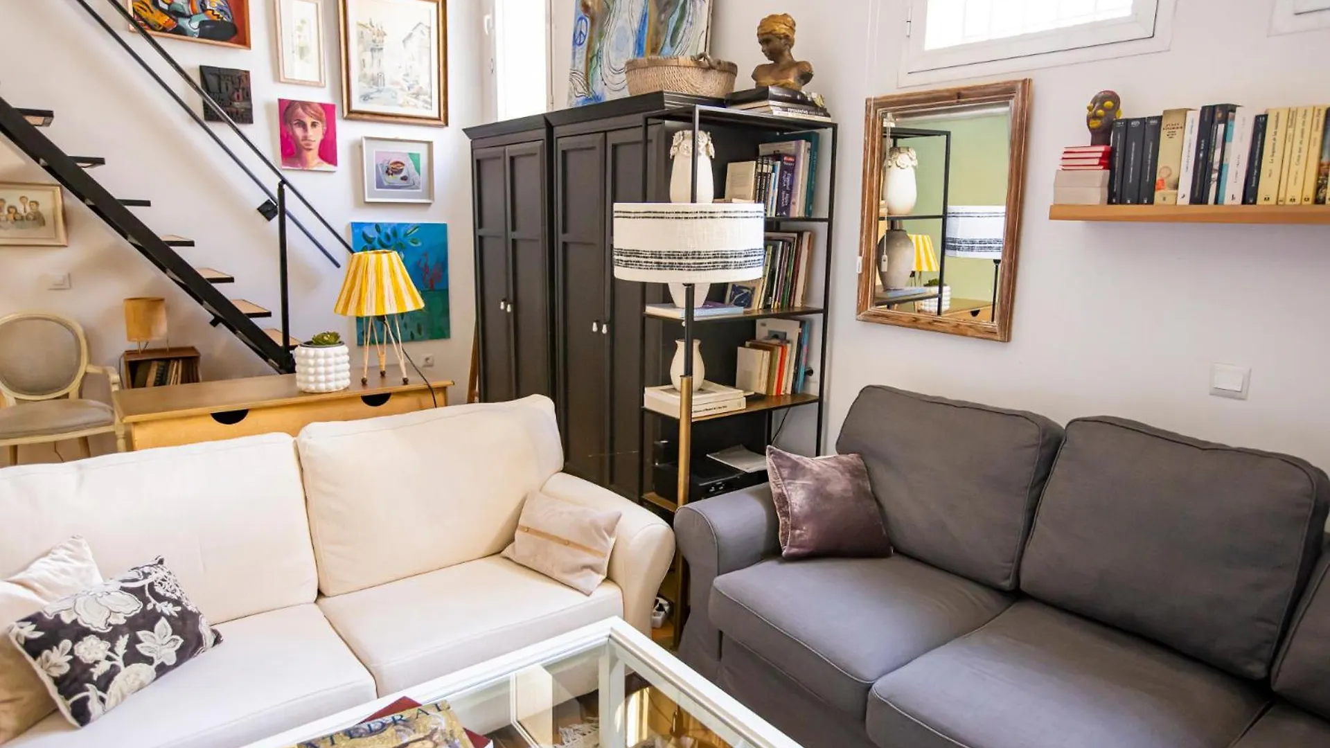 Beautiful Duplex Apartment In Σεβίλλη Ισπανία